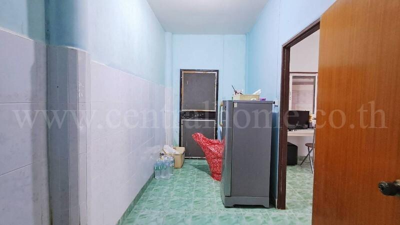 บ้านแฝด หมู่บ้าน ร่วมใจมีสุข บางละมุง ราคาถูกสุดในโครงการ 12