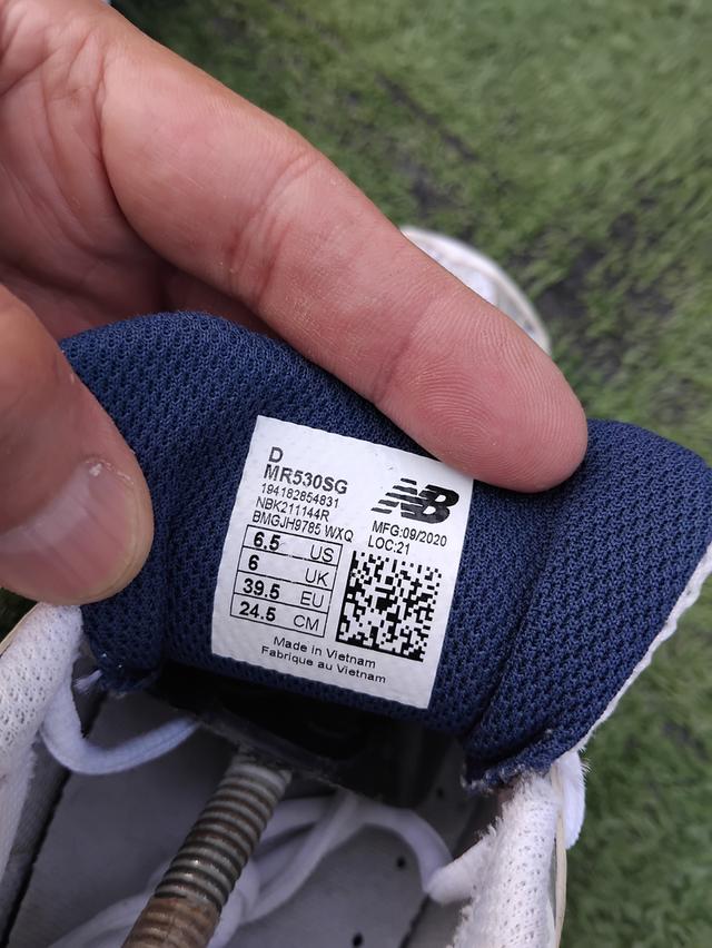 NEW BALANCE 530 EUR 39.5/24.5สวยไม่มีตำหนิ690ค่าส่ง50 รูปที่ 8