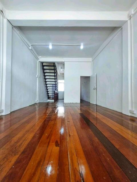 ให้เช่าสำนักงานโลตัส สุขุมวิท50 800ม. โชว์รูมเท่านั้น ทั้ง 4 ชั้น 18ตร.วา. BTS บางจาก 250ม. 3 นอน 372ตร.มสุขุมวิท 89-97 3