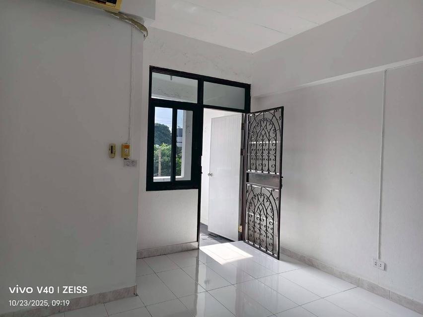 สายลมคอนโดเทล หลักสี่ 9