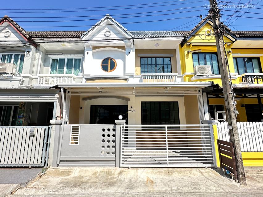 หมู่บ้านบุศรินทร์ พระยาสุเรนทร์ 40  1