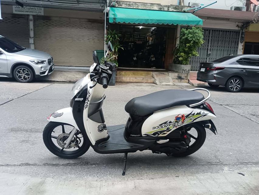 ขาย Scoopy i ตัวท็อป ล้อแม็ก สวยเท่ห์ เครื่องดี ราคา 15500 บาท รูปย่อยที่ 3