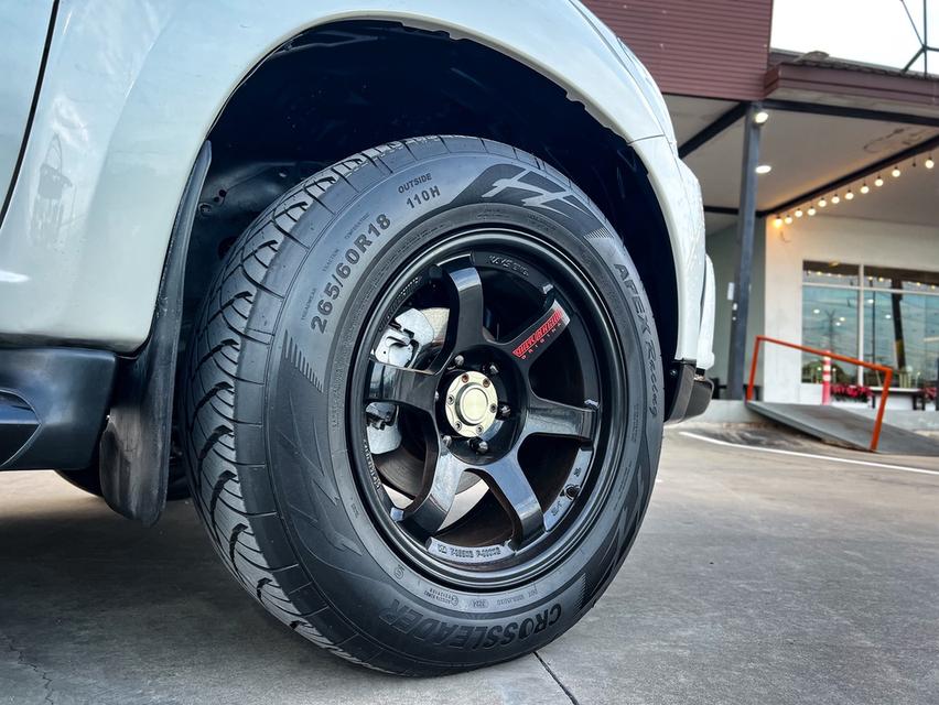 ขาย Isuzu MU-X 3.0Dvd ปี14 16
