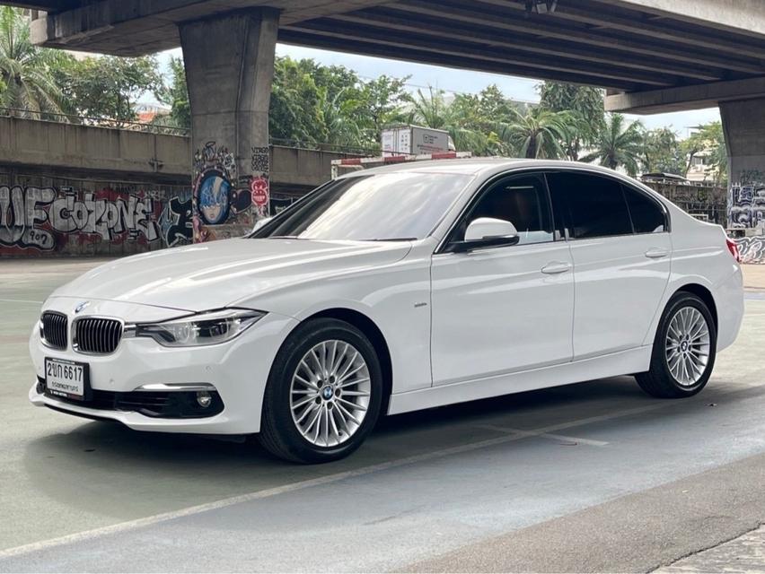 BMW 320i Luxury LCI ปี 2018 รหัส WMT6617 3