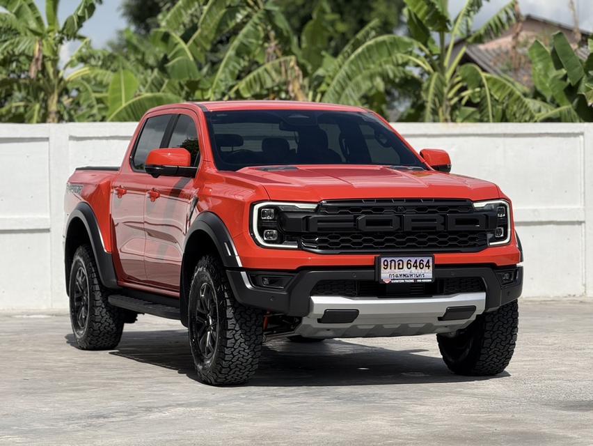2025 FORD RANGER, 2.0 RAPTOR BI-TURBO 4WD โฉม DOUBLE CAB สีส้ม เกียร์ออโต้ เครื่องดีเซล มือเดียวป้ายแดง