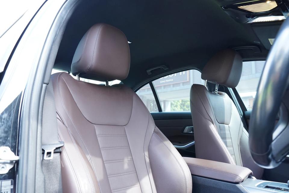 320d M Sport G20 6
