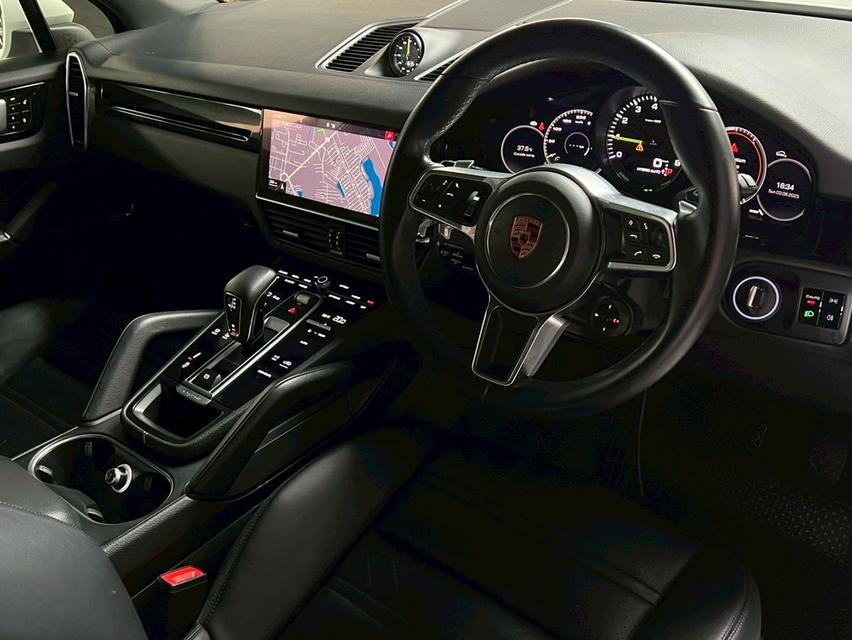 Porsche CAYENNE 3.0 E-Hybrid 4WD SUV