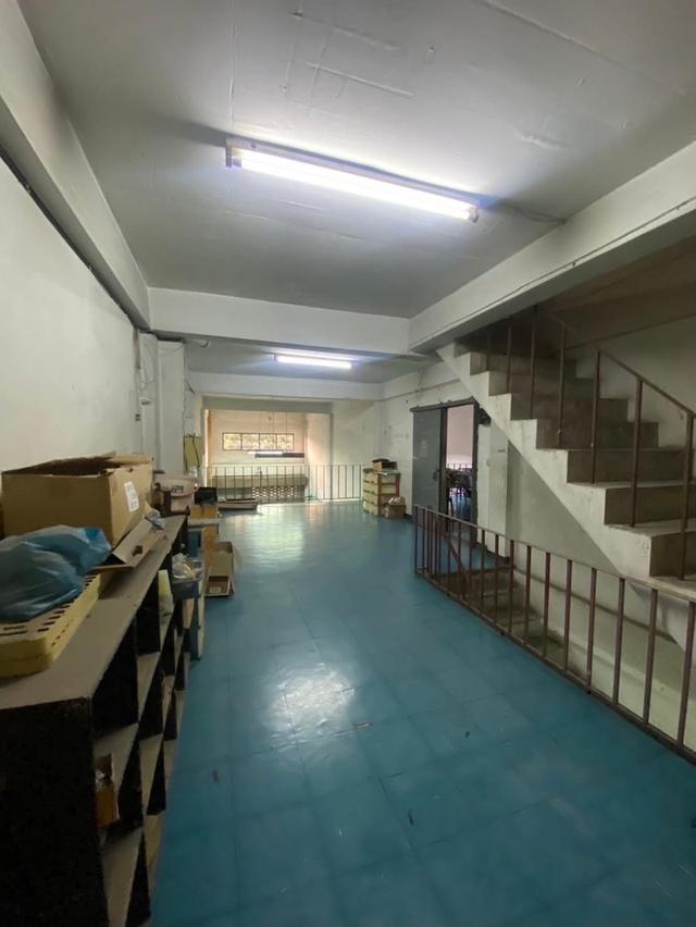 For sale by owner! 2-unit shophouse in Charan area, near the MRT, 4.8M 6