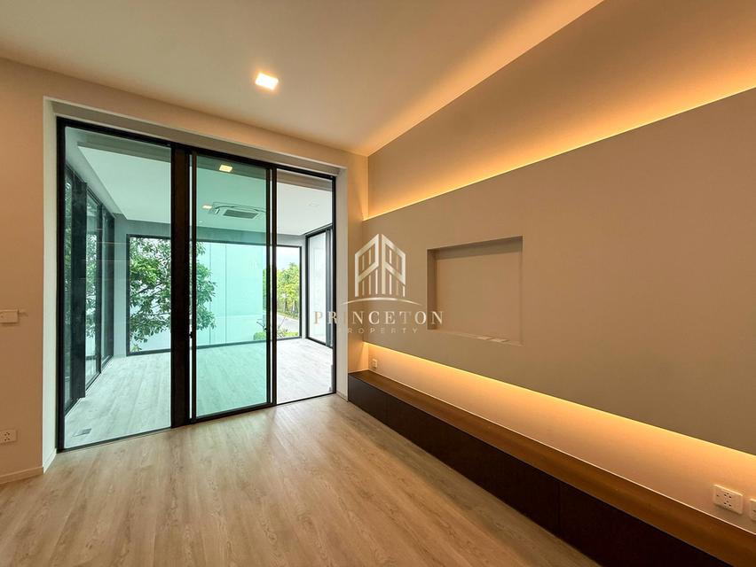 Luxury House For Sale Vive Krungthep Kreetha 10