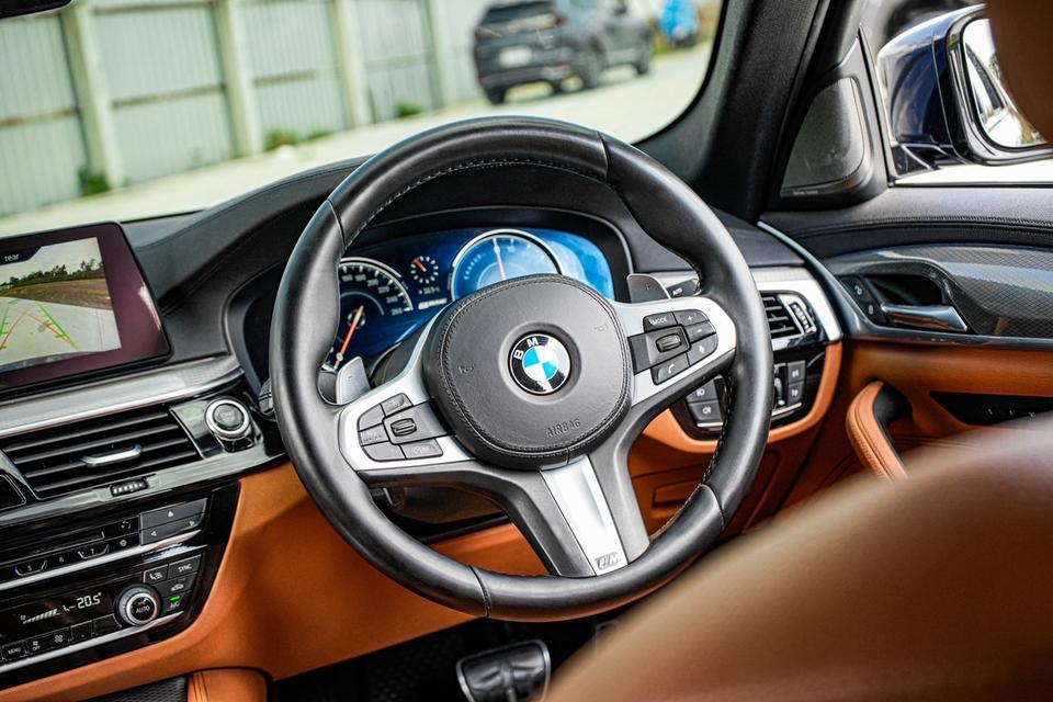 (แจ้งรหัสรถ CBL8588) BMW 530e 2.0 M Sport G30 AT 2018 รูปที่ 17
