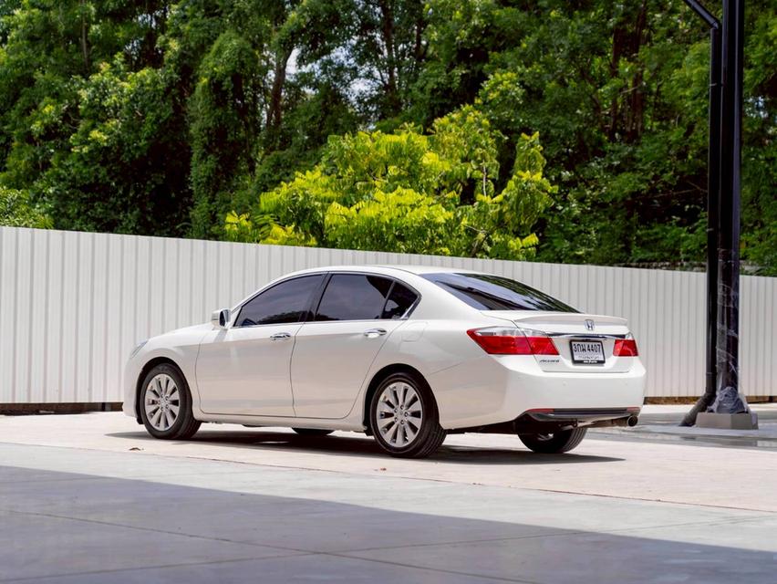 HONDA ACCORD 2.0EL ปีจด 2014 ประกันเครื่องเกียร์3ปี / 30,000 km.✨️ 5