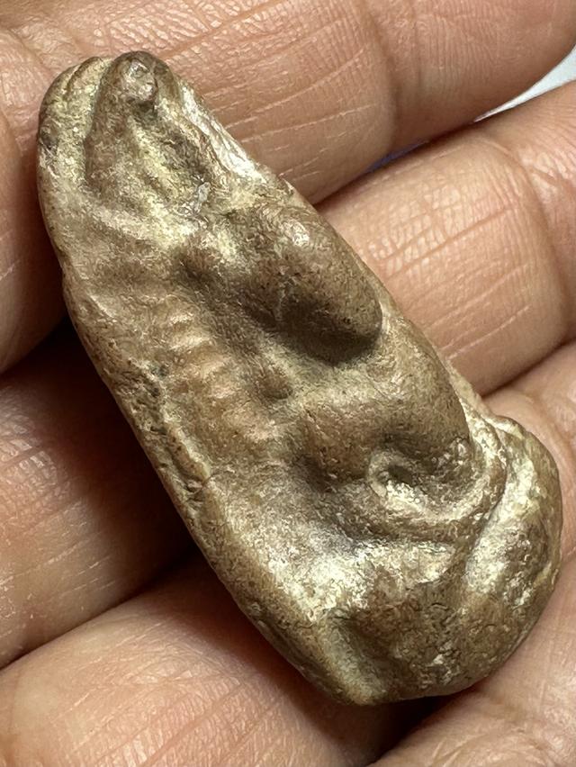 พระเนื้อดิน ไม่ทราบที่  3