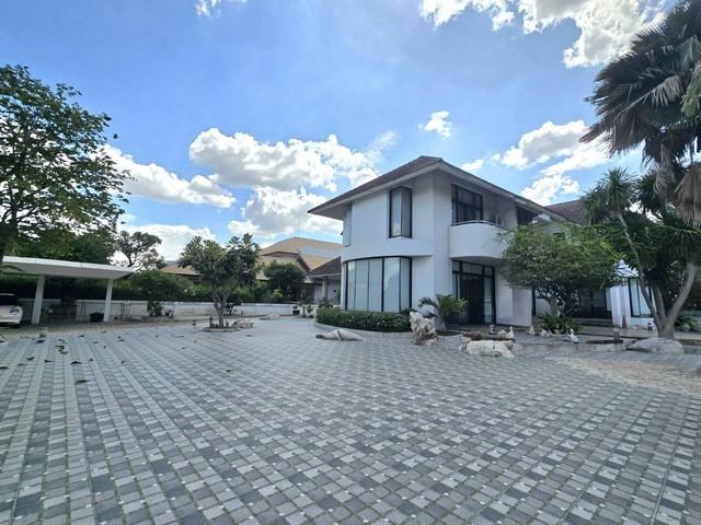 ขายบ้านเดี่ยวหรู คฤหาสน์ทายาท ใกล้เมืองทองธานี ที่ดิน 393.1 ตร.ว. หลังมุม 5 ห้องนอน 6 ห้องน้ำ พื้นที่ใช้สอย 500 ตร.ม. รา 2