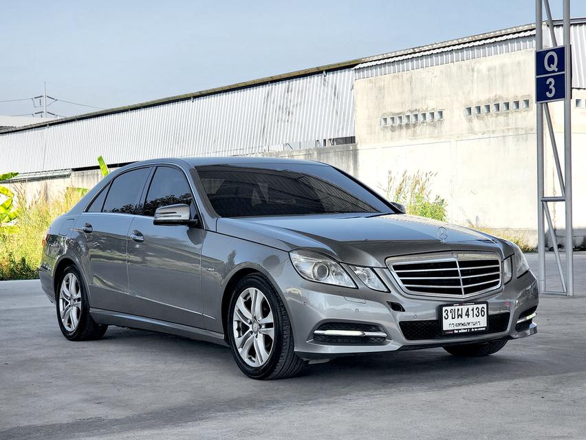 Mecerdes Benz W212 E250 CGI เบนซิน  ปี 2011 5