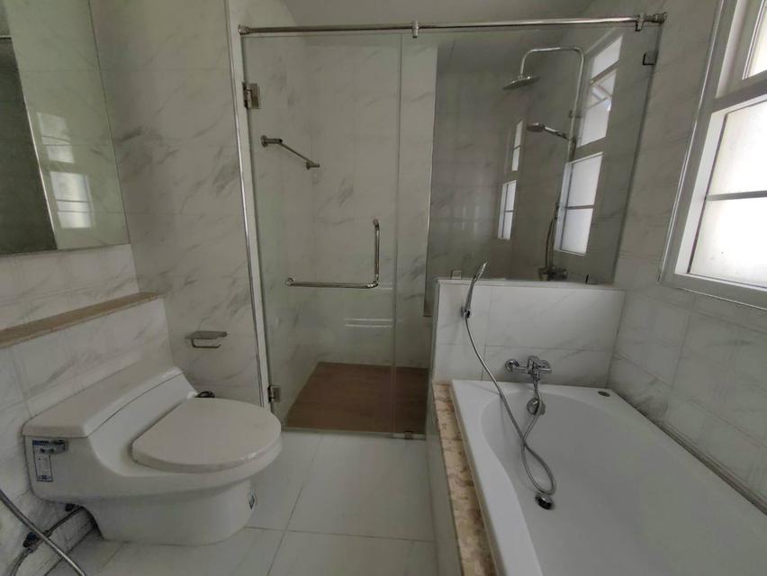 ให้เช่าโฮมออฟฟิศ 4 ชั้น Plus Park Avenue  ลาซาล-ศรีนครินทร์  สิ่งแวดล้อมดี ใกล้ BTSแบริ่ง และMRTศรีลาซาล 8