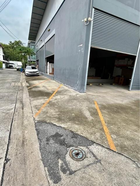 ให้เช่าโกดังพร้อมสำนักงาน 420 ตรม. ซอยพัฒนาการ 38 ใกล้ซีคอนสแควร์ 3