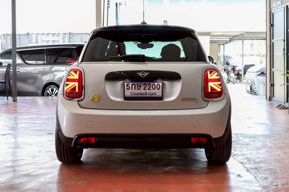 รหัสรถ MMA2200 MINI Cooper SE LCI ปี 2021 วิ่ง 23,XXX KM. สี White Silver มือเดียว