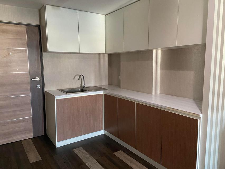 🔥🎉 คอนโด 1 ห้องนอน พื้นที่ใหญ่ ใกล้สนามบิน/Central Airport/วัวลาย พร้อมเข้าอยู่! 4