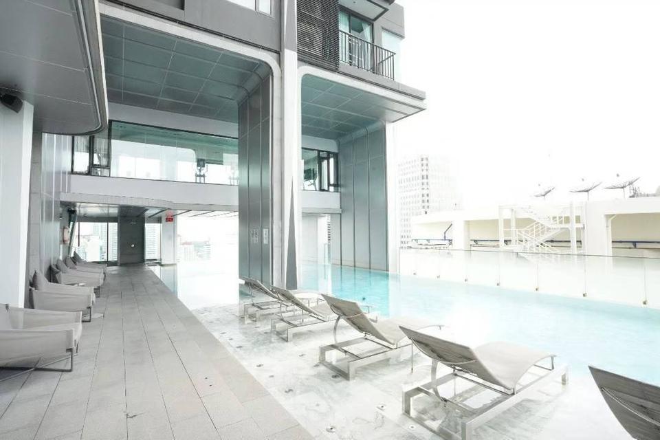 Sale /rent Edge Sukhumvit 23 1 bedroom 25th floor 42 sqms. Fully furnished Sale 9.9 million baht Rent 35,000 Baht(1,100 USD) 1