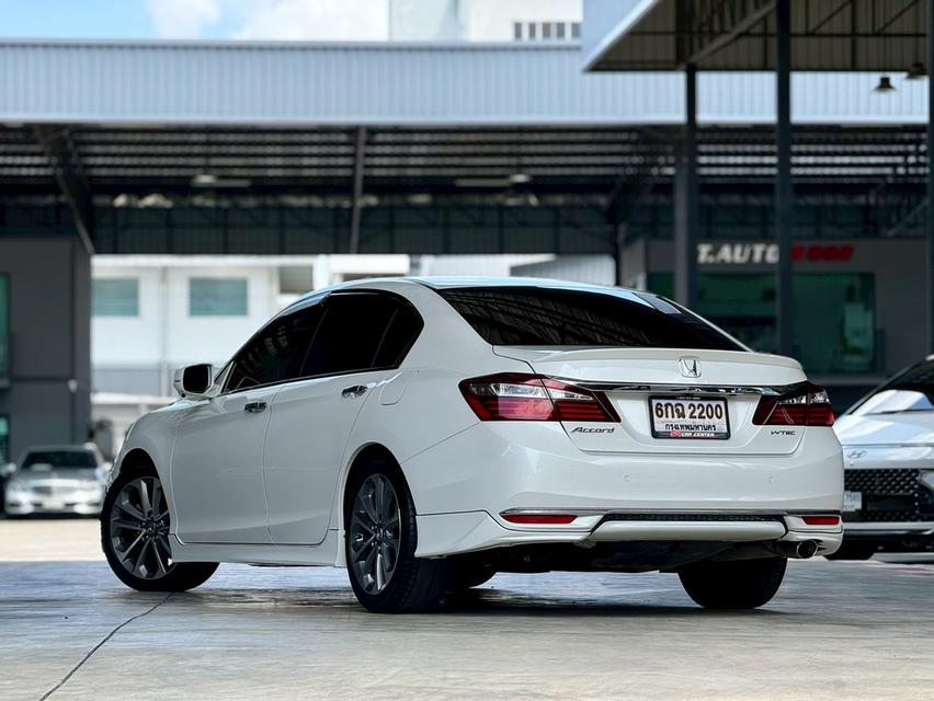 Honda accord 2.0EL auto ไมล์แท้ 60,000 กม.  6