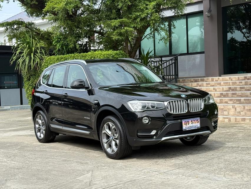 2017 BMW X3 20D XDRIVE LCI รถออกศูนย์ BMW THAILAND รถวิ่งน้อย เข้าศูนย์ตามระยะ รถไม่เคยมีอุบัติเหตุครับ