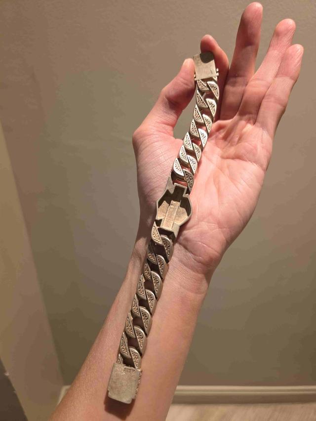 สร้อย ข้อมือ ฮาเล่ ของสะสม สวย หายาก หนักๆ เดิมๆ ขายตามสภาพ พร้อมส่ง รูปที่ 6