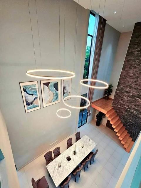 ขายบ้านหรู 2 ชั้น 500 ตรว. กว่า 900 ตรม สไตล์ nordic รามอินทรา 117 พร้อมสระว่ายน้ำ ใกล้แฟชั่นไอร์แลนด์ 3