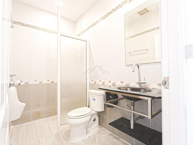 ขายทาวน์โฮม 4 ชั้น 627 ตรม. ซ.ลาดพร้าว 110 ใกล้รถไฟฟ้า สายสีเหลือง ( รีโนเวทใหม่ )