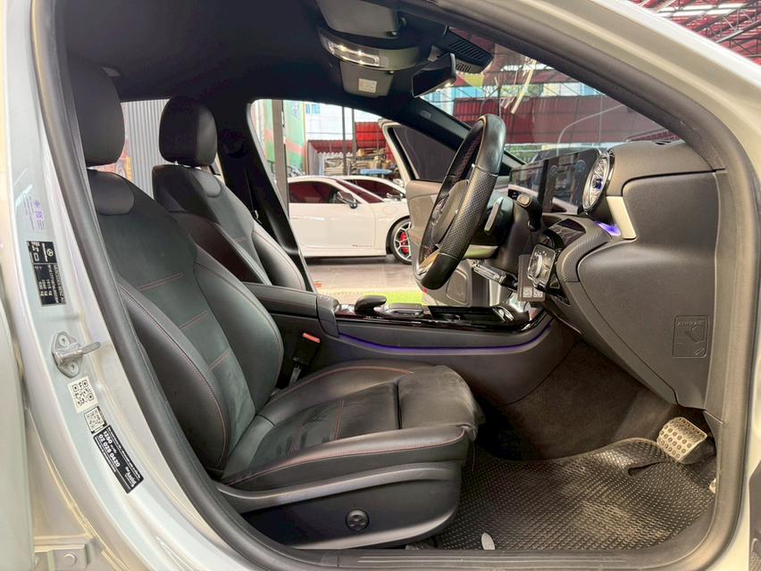 Mercedes-benz A200 1.3 AMG Dynamic ปี 2022 12