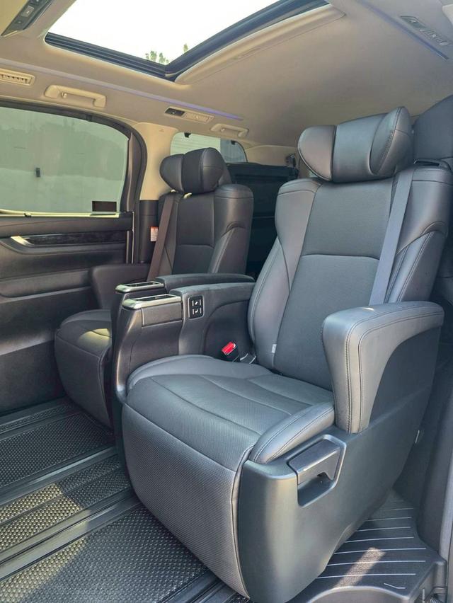 Toyota ALPHARD 2.5SC PACKAGE สีขาว ปี 2022 ไมล์ 60,000 กม. รูปที่ 11