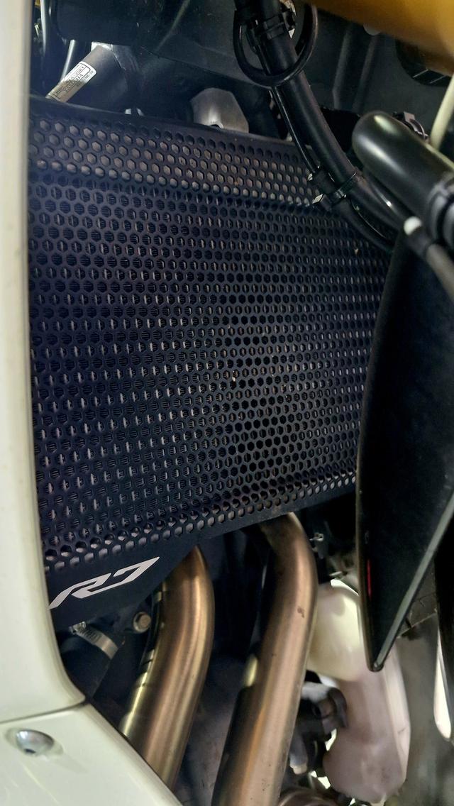 Yamaha R7 15