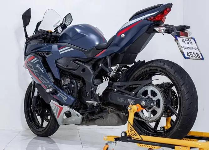 มอเตอร์ไซค์ราคาเบาๆ Kawasaki Ninja ZX-25R 3