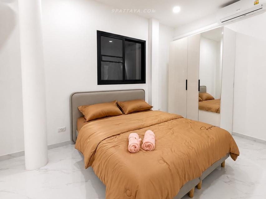 Corner Pool Villa ขายพร้อมผู้เช่า | Baan Suan Lalana จอมเทียน พัทยา ✨ ขาย 14,500,000 บาท — พูลวิลล่าหัวมุม รีโนเวทใหม่ทั้งหลัง 4 ห้องนอน 15