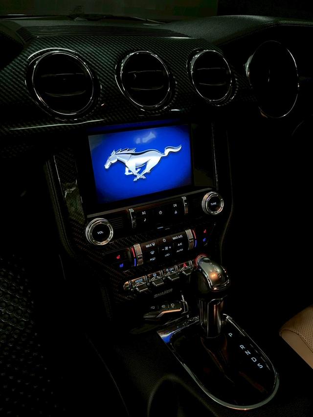 Ford Mustang 2.3 EcoBoost Coupe เลขไมล์เพียง 66,xxx Km. สีดำดุดัน ปี 2016 ภายใน Two-Tone หายากกกมากกก 16