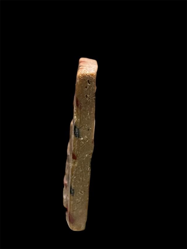 สมเด็จสีรุ้งหลวงพ่อแพ วัดพิกุลทอง หลังรูปเหมือน เนื้อผงน้ำมัน ยุคต้น แท้ทัน รูปที่ 3