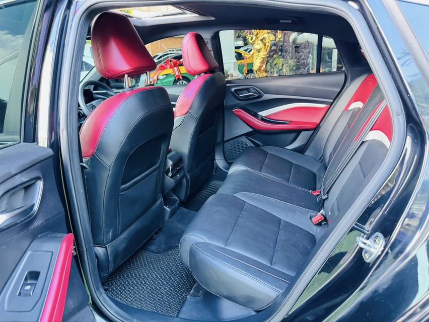 MG MG5 1.5 X SUNROOF I-SMART 4