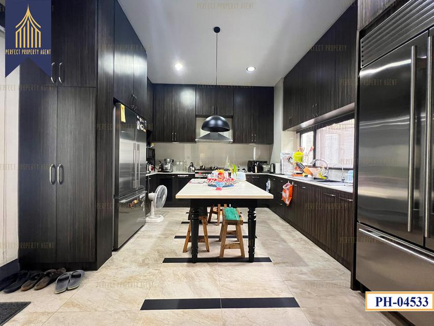 ขาย บ้านเดี่ยว 3 ชั้น สุขุมวิท 69 เอกมัย พระโขนง เดินทางสะดวก พร้อมเฟอร์นิเจอร์ครบครัน หิ้วกระเป๋าเข้าอยู่ได้เลย 14