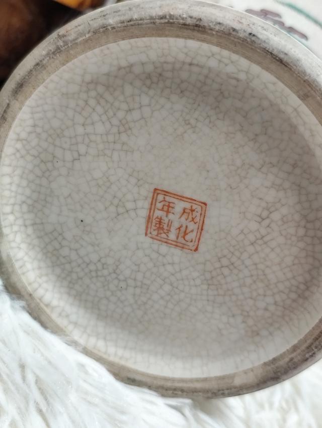 แจกันกระเบื้องเคลือบแตกลายงาแบบจีน (Chinese Crackle Glaze Porcelain Vase) ที่ตกแต่งด้วยลวดลาย นักรบโบราณ (Warrior Scene) รูปที่ 15