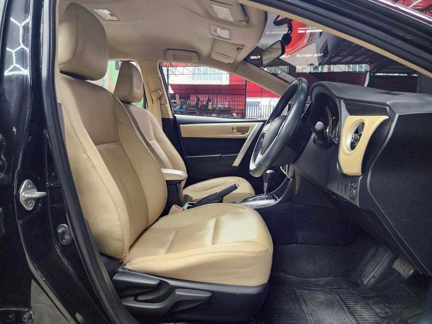 รถเก๋งราคาประหยัด สวยสภาพดี TOYOTA ALTIS 1.6 G ปี2017 11