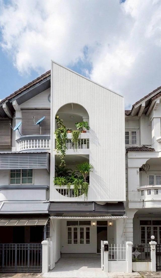 ขายทาวน์โฮม 3 ชั้น หมู่บ้านนันทนา การ์เด้น แจ้งวัฒนะ 17 รีโนเวทแล้ว ใกล้รถไฟฟ้าสถานีแจ้งวัฒนะ (N.2222) 1