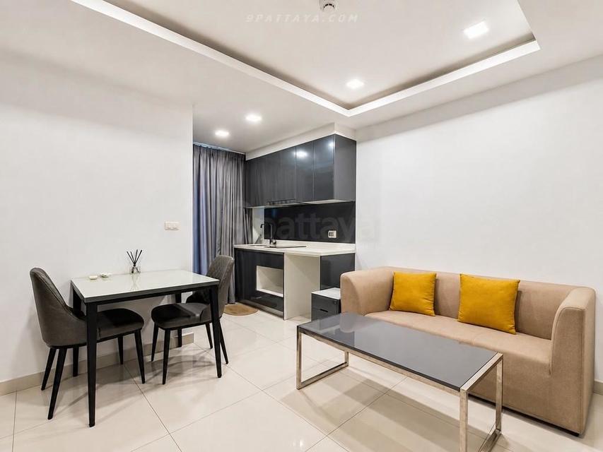 For Sale — Never-Occupied Condo at Arcadia Continental PattayaCondo for sale at Arcadia Continental Pattaya, located in the Thappraya area 2