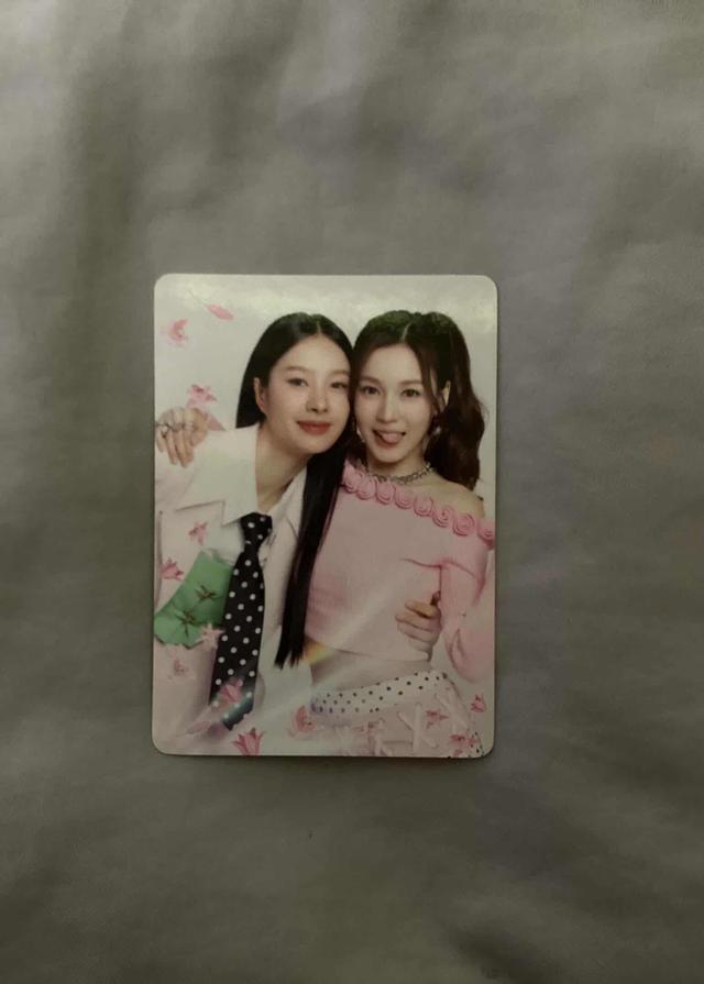 แรนด้อมการ์ดผู้หญิง ของ Gmm Tv รูปย่อยที่ 2