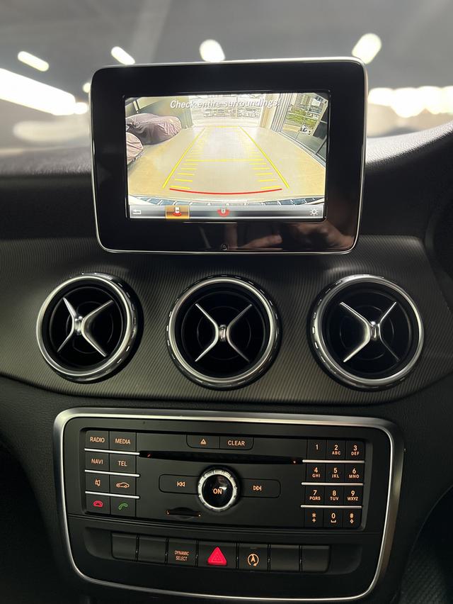 Benz GLA250 AMG 8