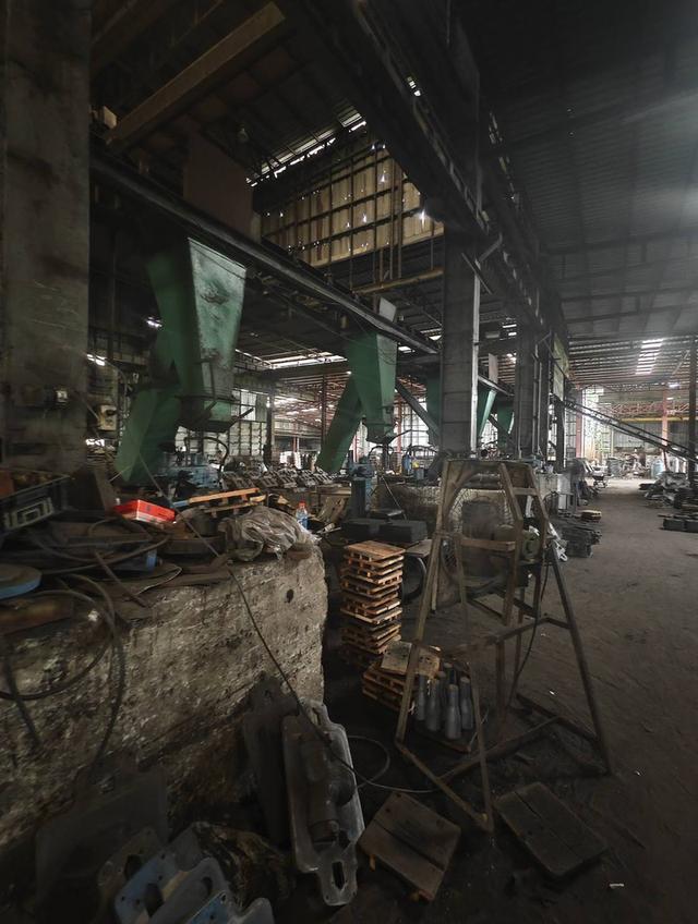 ขายที่ดินประเภท eec พร้อมโรงงานหล่อ อาคารสำนักงาน และใบอนุญาตการหล่อ ขนาดพื้นที่ 28 ไร่ 11