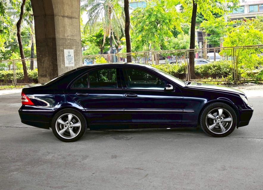 ขายรถ Benz C200 W203 ปี 2003 สีน้ำเงิน เกียร์ออโต้ 8