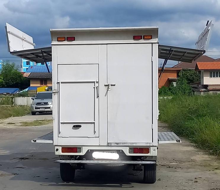 รถ Suzuki Carry Foodtruck ปี 2012 เลขทะเบียน 3ฒฬXXXX กทม. เหมาะสำหรับค้าขาย รูปย่อยที่ 2
