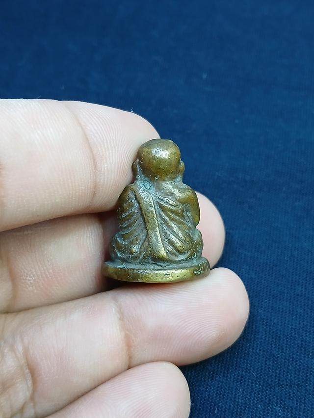 หลวงพ่อเงิน วัดบางคลาน 2