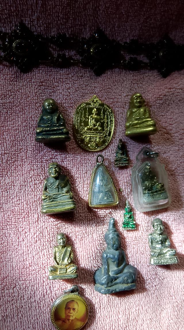 สะสมแลกเปรียญบูชาเพื่อศึกษาต่อยอดองค์ความรู้และประสบการณ์ในงานด้านพุทธศิลปะ 4