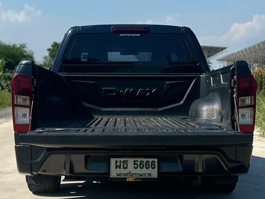 ISUZU D-Max SPACECAB 1.9 X-Series Z 2016 7