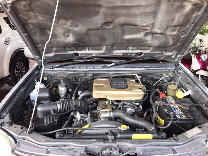 รถยนต์ ISUZU 3.0 Hi-Lander 4 ประตู รูปที่ 5